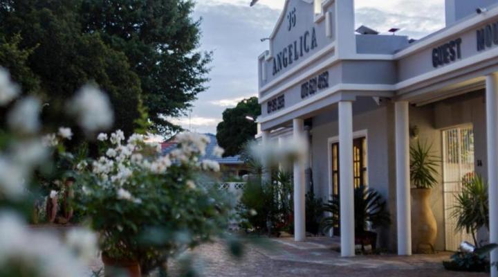 Angelica Guesthouse