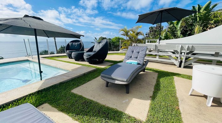 C’est La Vie Beach House