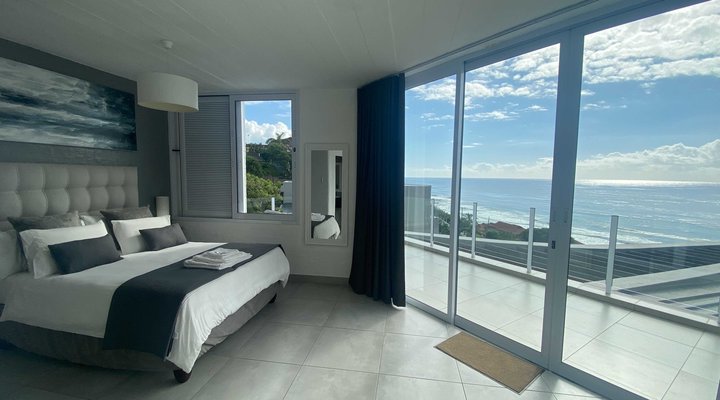 C’est La Vie Beach House