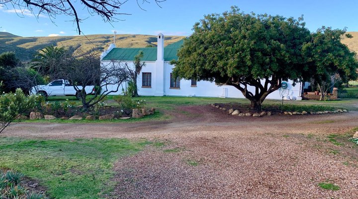 The Blue Cow Barn - Boutique Farm Accommodation 