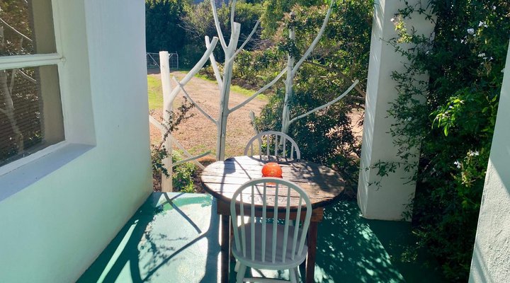 The Blue Cow Barn - Boutique Farm Accommodation 