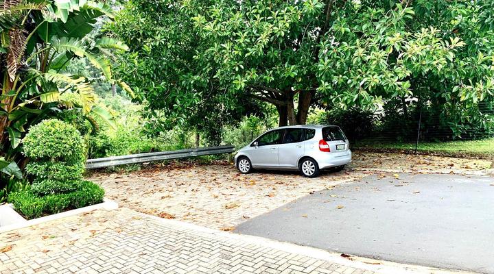 96 Meent Guest House