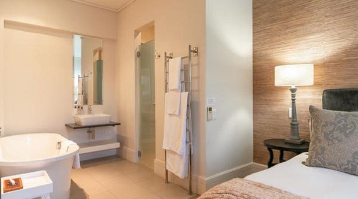 213 The Gallery Luxury Apartments