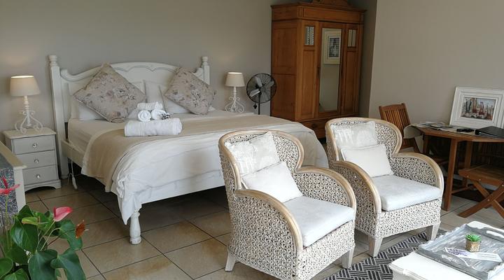 Lavandula Manor Self-catering Guest House