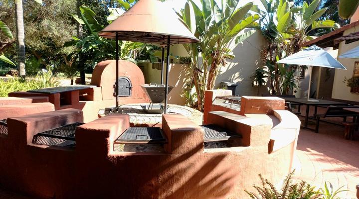 Tropicana Lodge & Function Venue