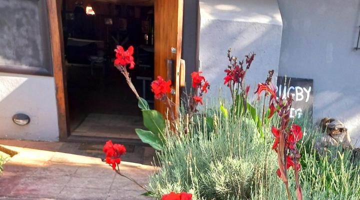 Tropicana Lodge & Function Venue