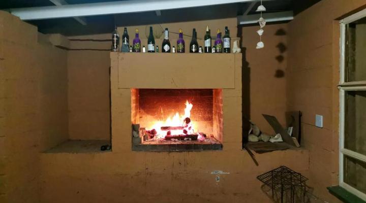 Spoelklippie Guesthouse (Whole house & Whole Flat)