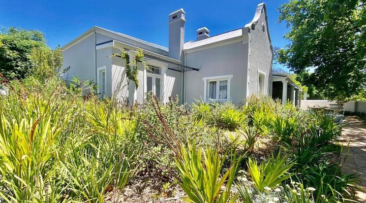 Banhoek Corner Guesthouse