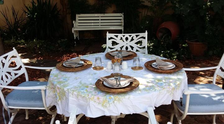 Liza's Cottage Guesthouse