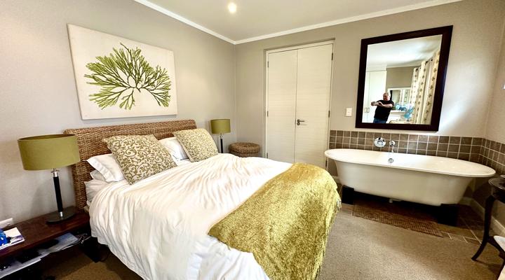 Waterways on Thesen Islands