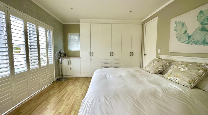 Waterways on Thesen Islands