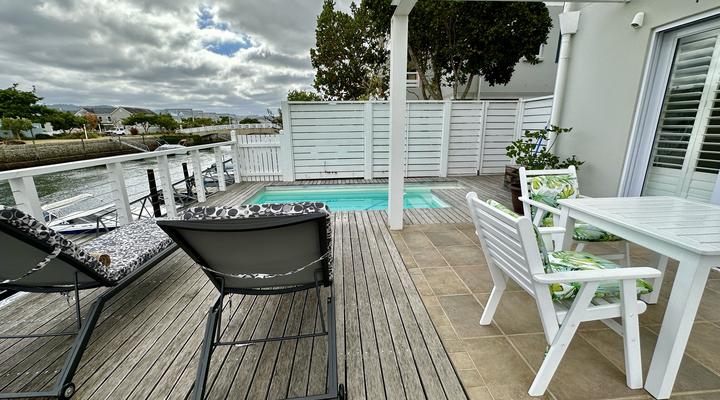 Waterways on Thesen Islands