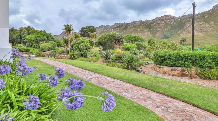 Apricot Gardens Boutique Guest House