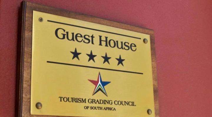 African Moon Corporate House