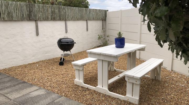 Little Cottage At Long Beach