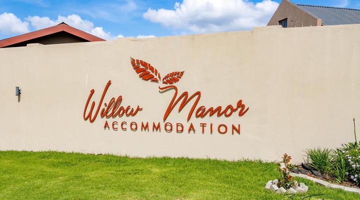 Willow Manor