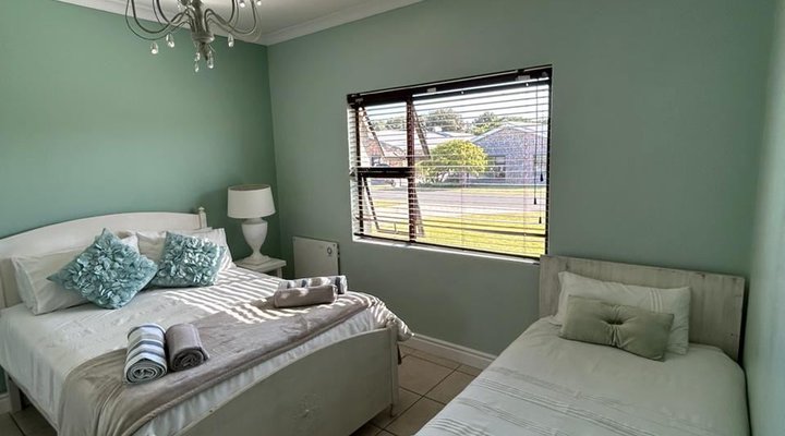 Struisbaai Beach House 