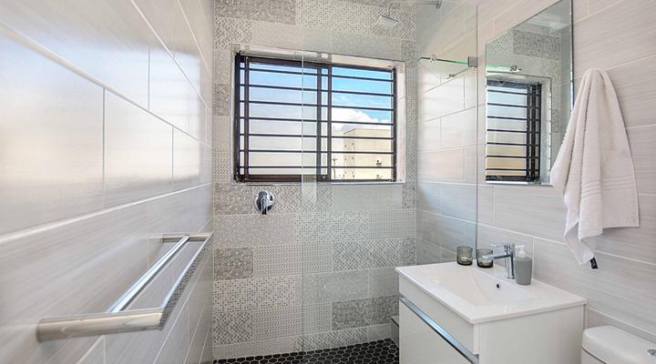 Sea Breeze Apartments