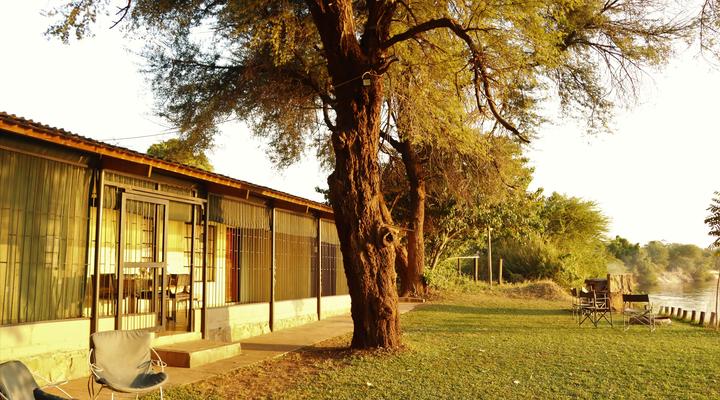 Jecha Point Fishing Lodge