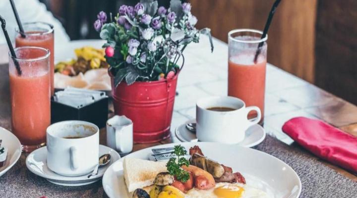 Bluewater Beachfront Guest House