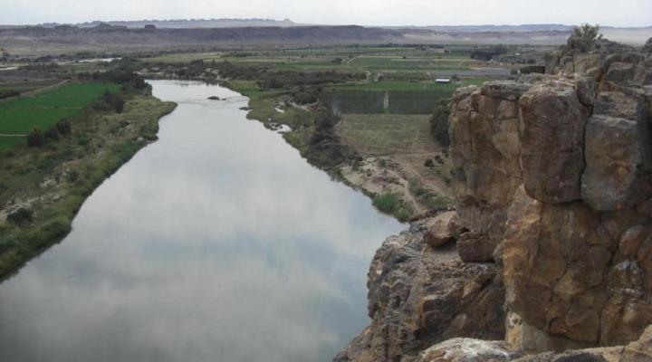 Frontier River Resort