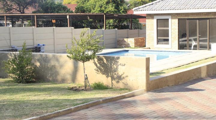 La Bronze Boutique Hotel