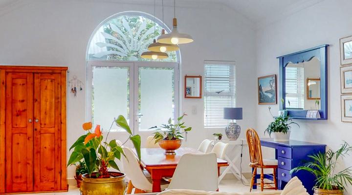 Rose Cottage in Caribbean Estate