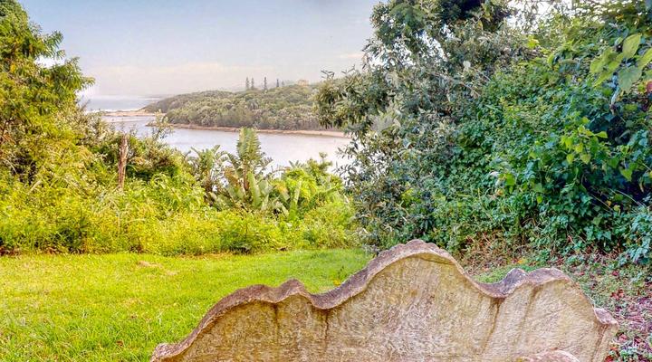 Rose Cottage in Caribbean Estate