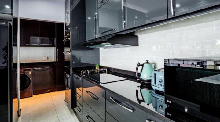 Gemmell Place by HostAgents