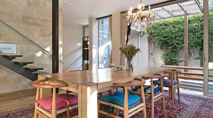 The Grange 11 by HostAgents