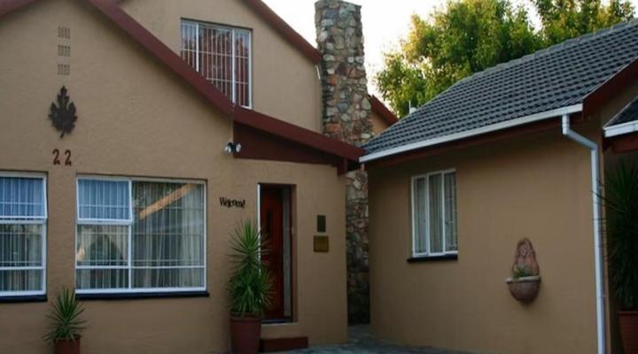 The Maple Village Guest Lodge B & B