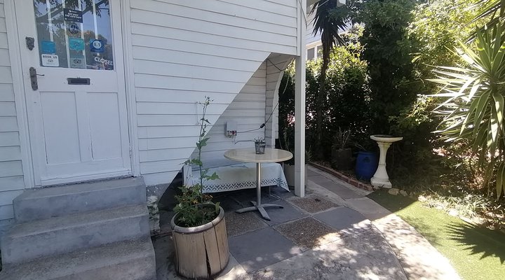 Swiss Cottage Guest House