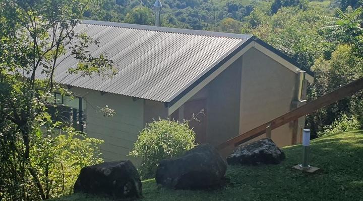 Birdsong Cottages Number Ten Poplar Drive