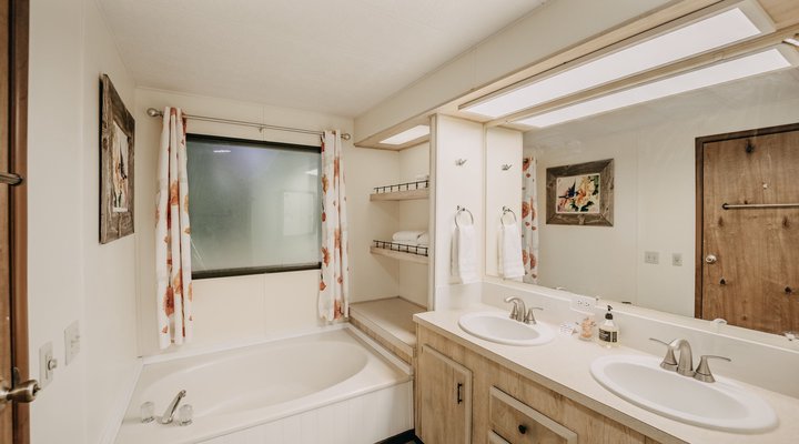 Glacier Springs Cabin #42