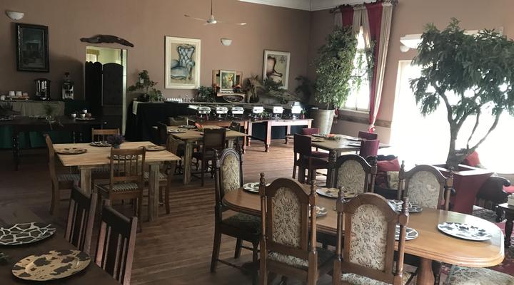 Leydsdorp Hotel, Kapiri Hills