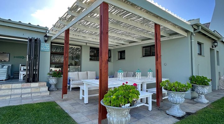Struisbaai Beach House 