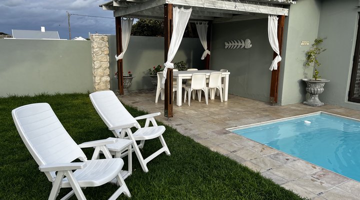 Struisbaai Beach House 