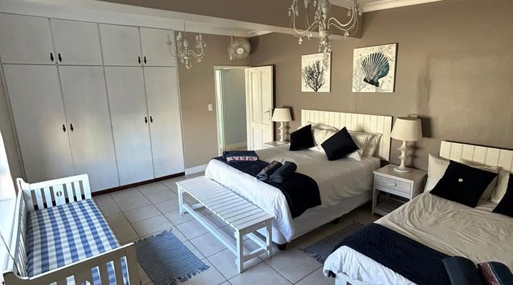 Struisbaai Beach House 