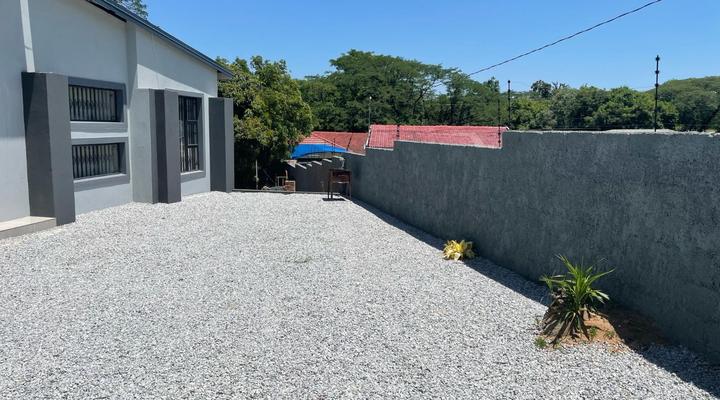 Vee and Tee Guest House