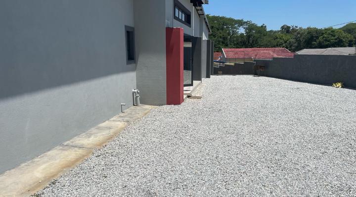 Vee and Tee Guest House