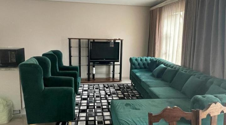 Vee and Tee Guest House