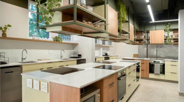 NEIGHBOURGOOD EAST CITY