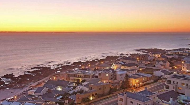 Seaview Sunsets by AirAgents 
