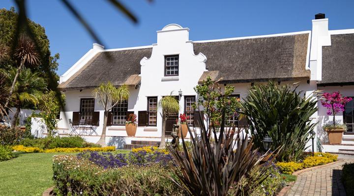 Cape Village Lodge