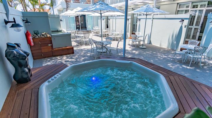 Beachwood Boutique Hotel