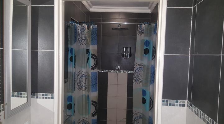 Kadichueni GuestHouse