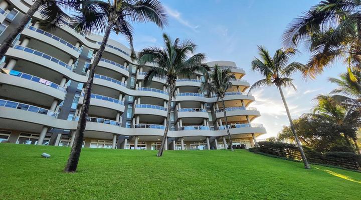 Sands Beach Breaks Manor On Main Beach Ballito