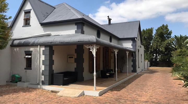 Sauvignon Country Lodge