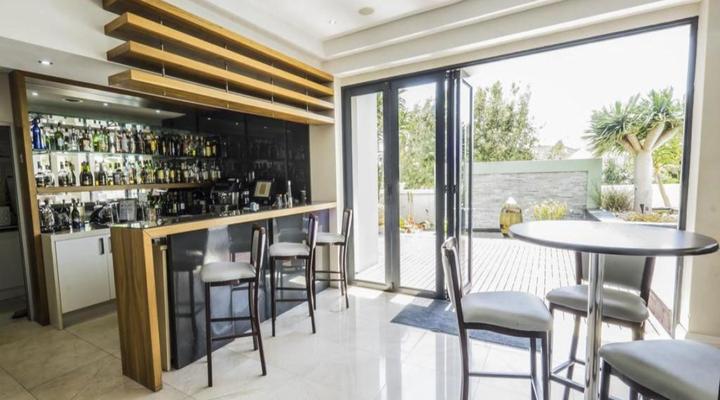 Isango Gate Boutique Hotel