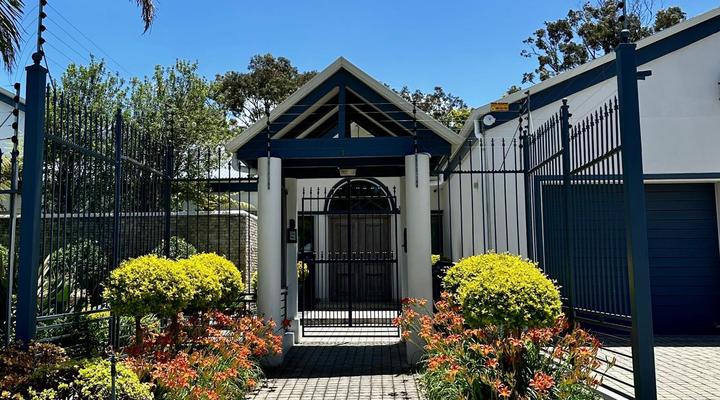 Constantiaberg Eco-Villa